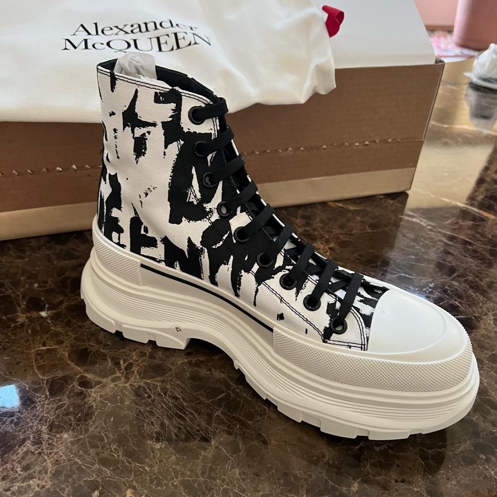 BRAND NEW Alexander McQueen Graffiti Print High Tops